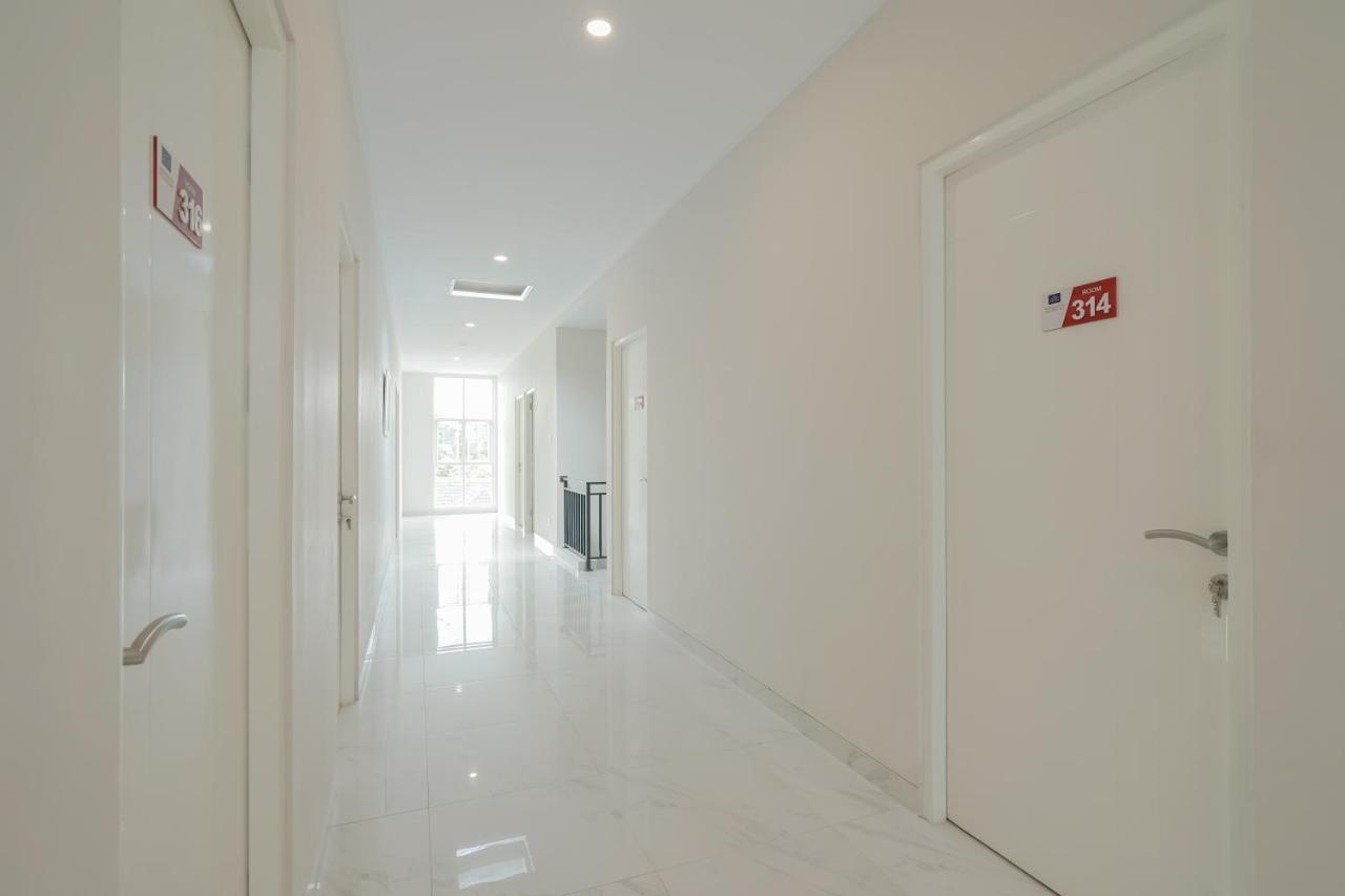Reddoorz Syariah Plus @ Bsd City South Tangerang Exterior foto